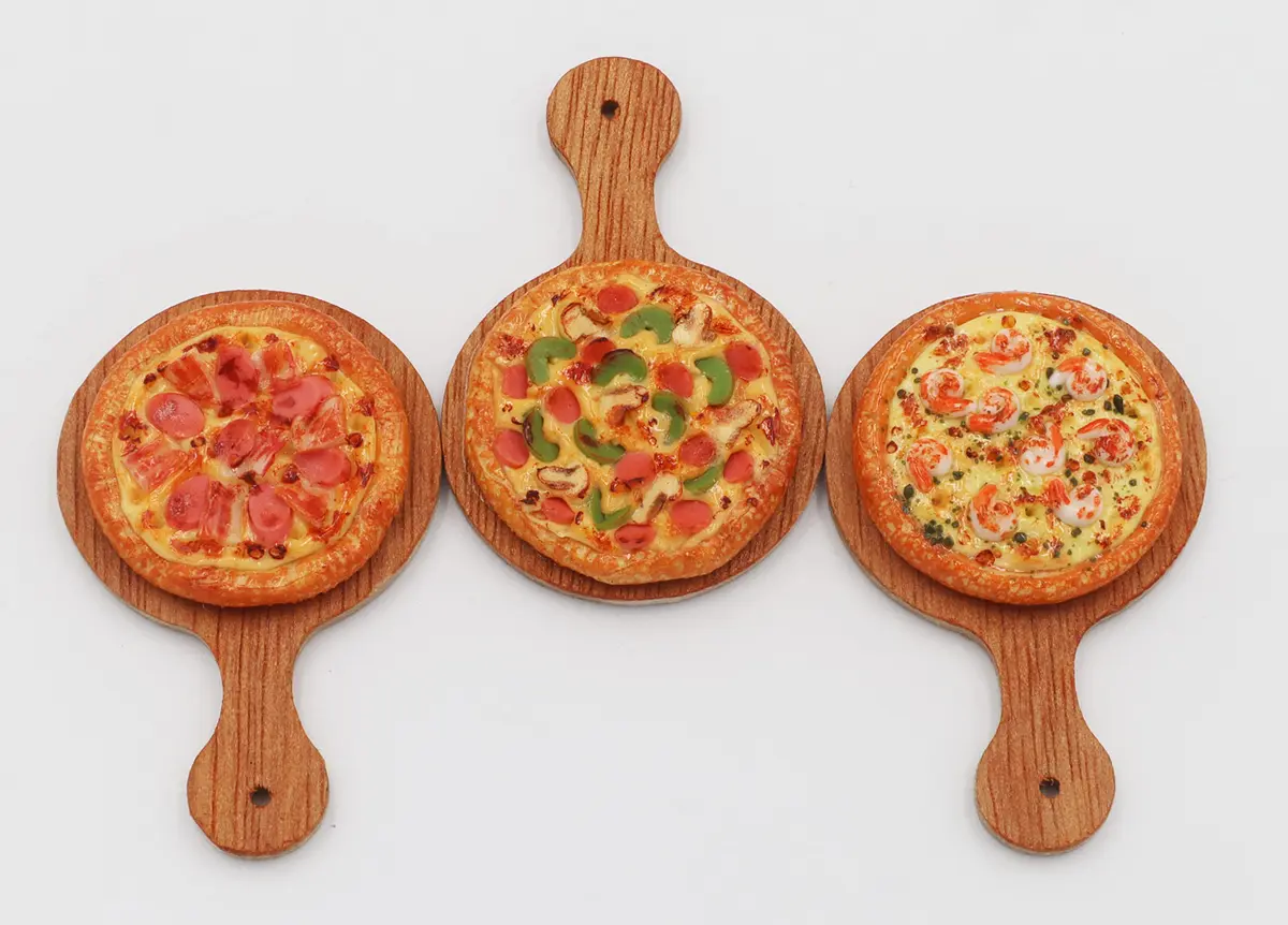 ThaiHonest Mixed 3 Assorted Pizza Dollhouse Miniature on Wooden Tray | Realistic 1/6 Scale Food Decor for Ages 14+ - view 3