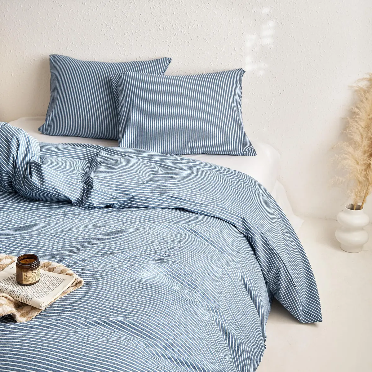 Wake In Cloud Striped Cotton Duvet Cover Set, Denim Blue, King | Classic Farmhouse Style with Corner Ties & Zipper Closure - view 4
