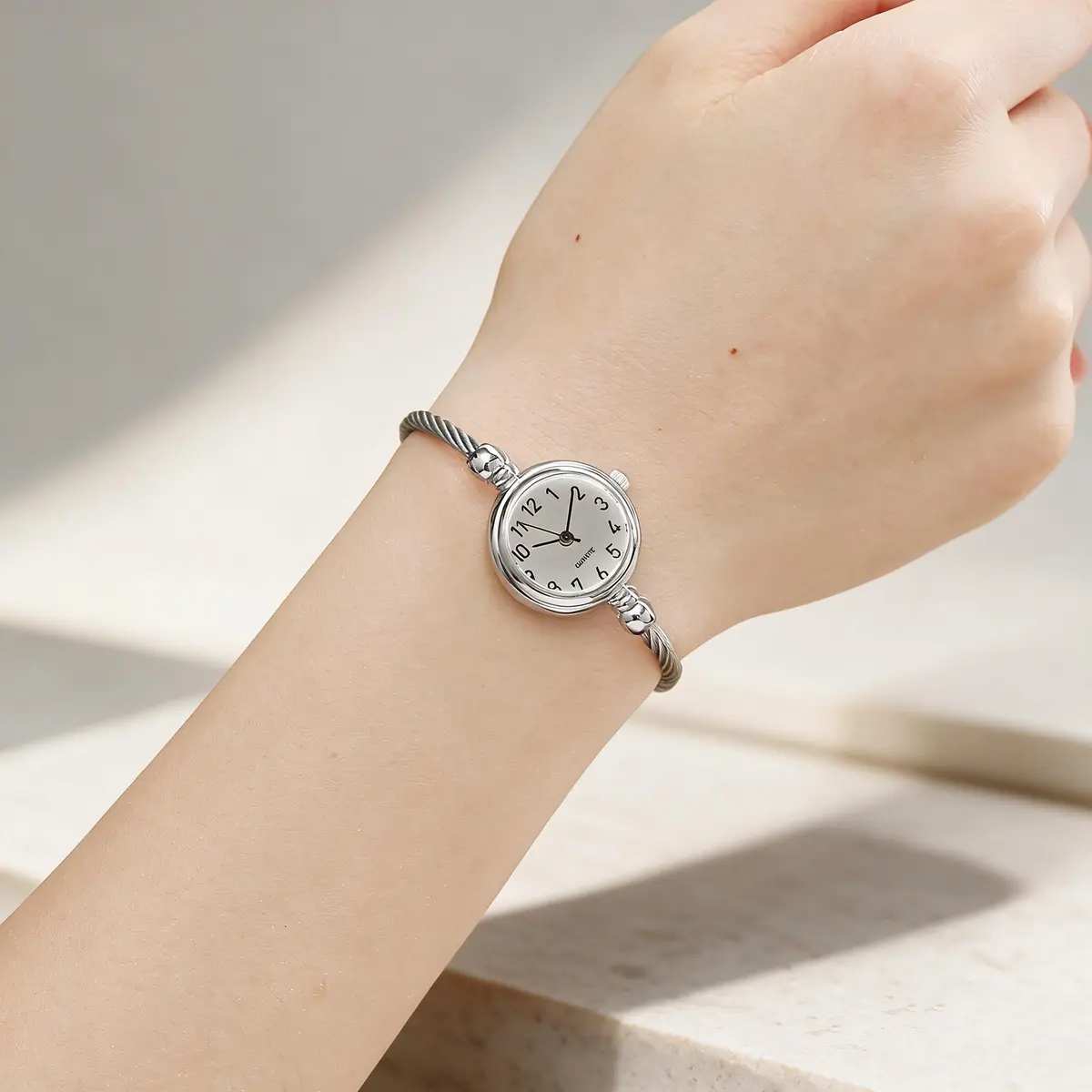 Top Plaza Women's Quartz Wrist Watch Silver Dial 23mm | Elegant Bangle Style - view 7