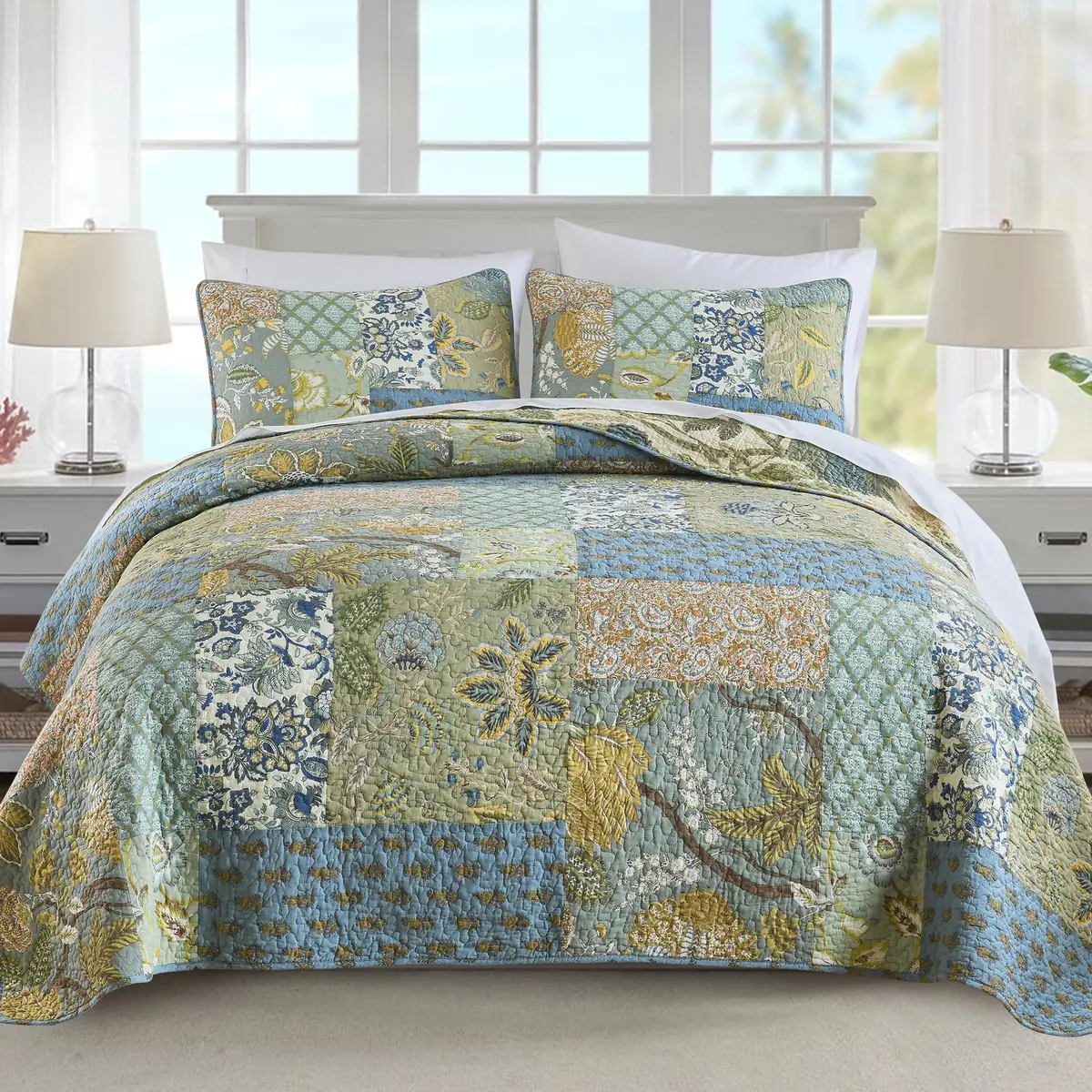 NEWLAKE Bohemian Floral Patchwork Cotton Quilt Set Queen Size 236cm x 249cm (90 x 98 Inch) | All-Season Breathable Bedspread with 2 Pillow Shams - main product image