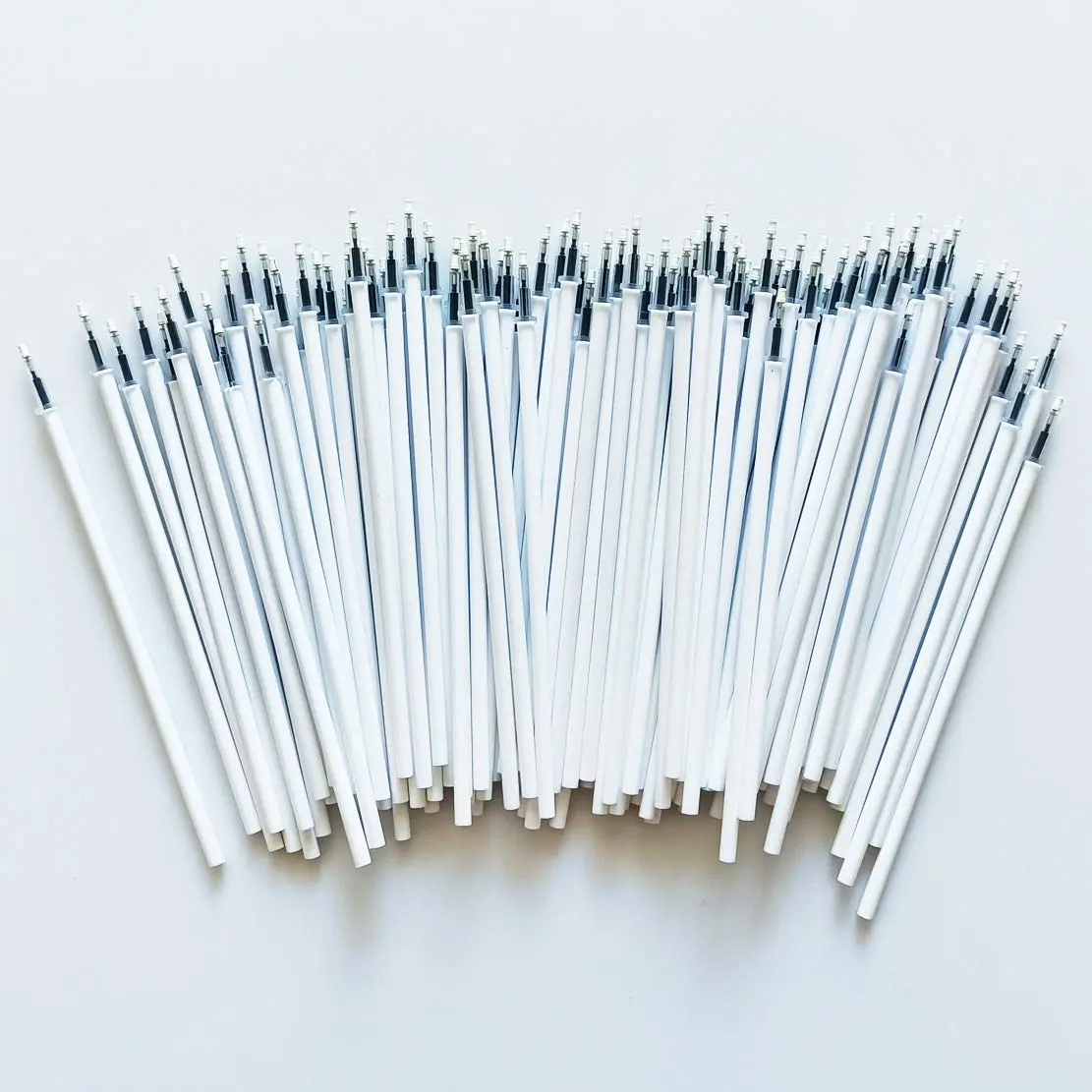 sencoo 100 pack 0.5 mm Black Gel Ink Pen Refills | Fits sencoo Cartoon Pens, 5 inch, Random White/Transparent - main product image