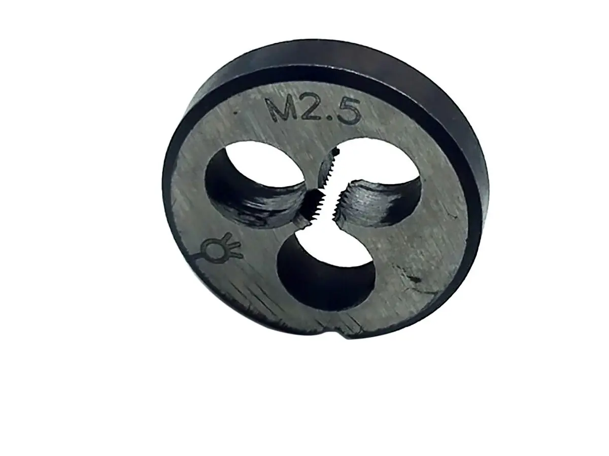 Yodaoke HSS 2.5mm x 0.45 Metric Die Right Hand Thread | M2.5 x 0.45mm Pitch, 16mm OD, 4mm Thick - view 2
