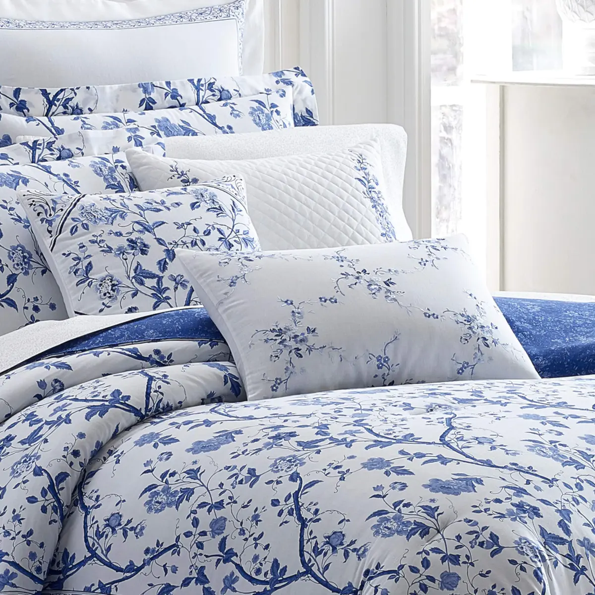 Laura Ashley Charlotte Collection Duvet Set Full/Queen | Elegant Floral Cotton Bedding - view 3