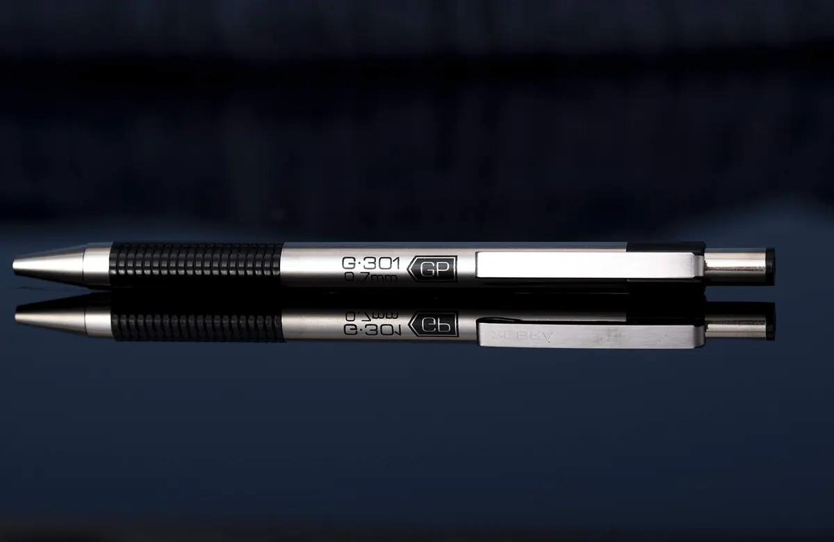 Zebra Pen STEEL G-301 Retractable Gel Pen, Blue Ink, 0.7mm, 12-Pack | Smooth Ink Flow - view 3