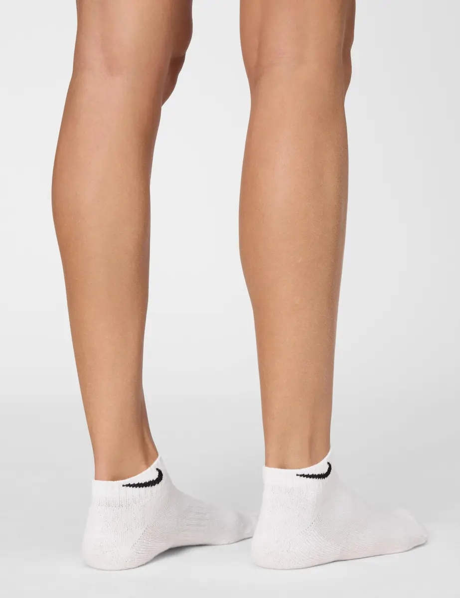 Nike Unisex Everyday Cushioned Training Low Socks 25cm (0.811 Fl Oz) | Moisture-Wicking & Arch Support - view 5