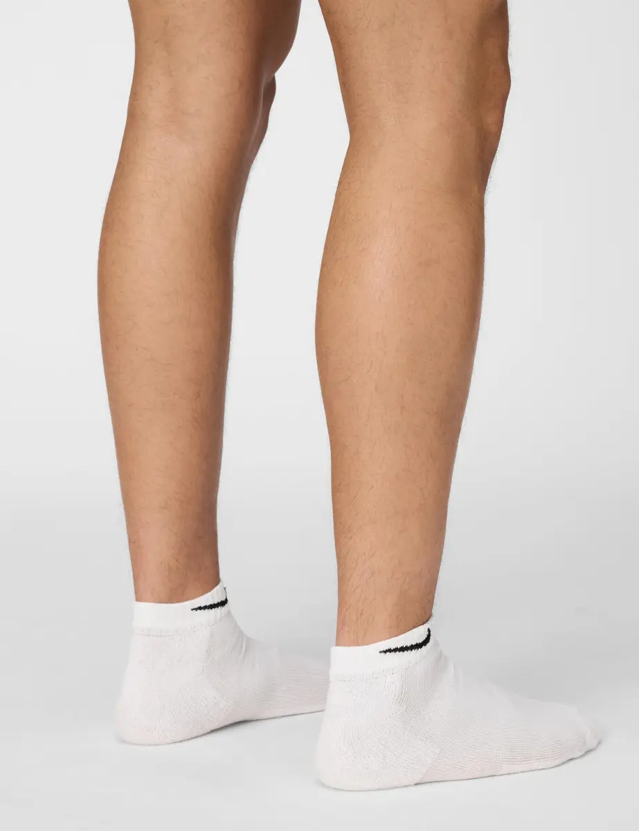 Nike Unisex Everyday Cushioned Training Low Socks 25cm (0.811 Fl Oz) | Moisture-Wicking & Arch Support - view 3