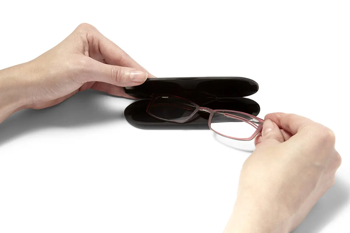 ThinOptics Unisex Adult Glasses Reading, Regular Case / Rectangle Red, 1.50 US | Ultra-light, durable corrective eyewear - view 5