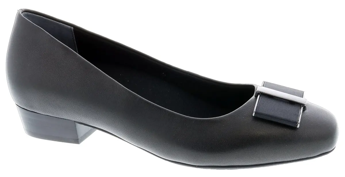 Ros Hommerson Twilight Dress Shoe: Black 6 Narrow Slip-On | Elegant Women's Pump with 1" Heel - main product image