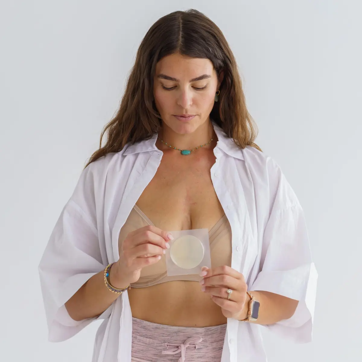 Ameda ComfortGel HydroGel Nursing Pads | Cooling | Reusable | 4 Count - view 6