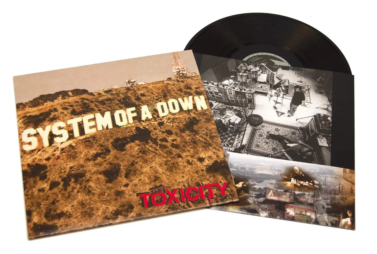 SONY MUSIC Toxicity | 140g Vinyl LP Album with System Of A Down (Multicoloured, Rock) (12.1x12.1x0.5 inches) - view 2
