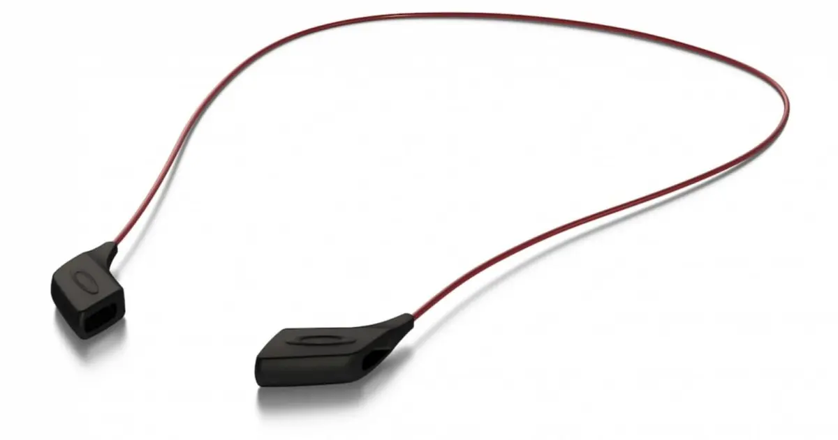 Oakley Unisex Small Body Strap Sunglass Leash Kit | Rubber, 18" Cord, Red - main product image