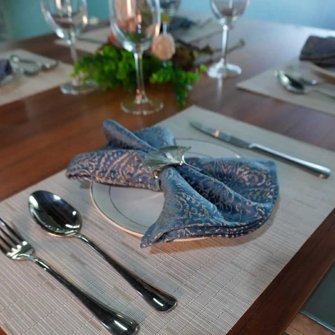 WAZAIGUR Placemats Set of 6 for Dining Table | Heat-Resistant, Easy to Clean, Woven Vinyl, Cream - view 6