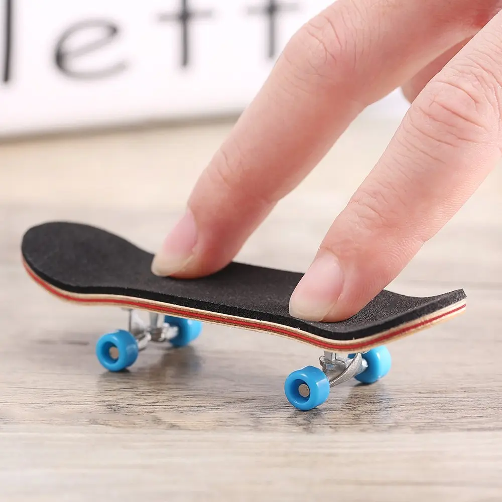 BISOZER Mini Finger Skateboard 9.5cm (3.74") | Wooden Finger Board with Ball Bearings & Foam Grip - view 4
