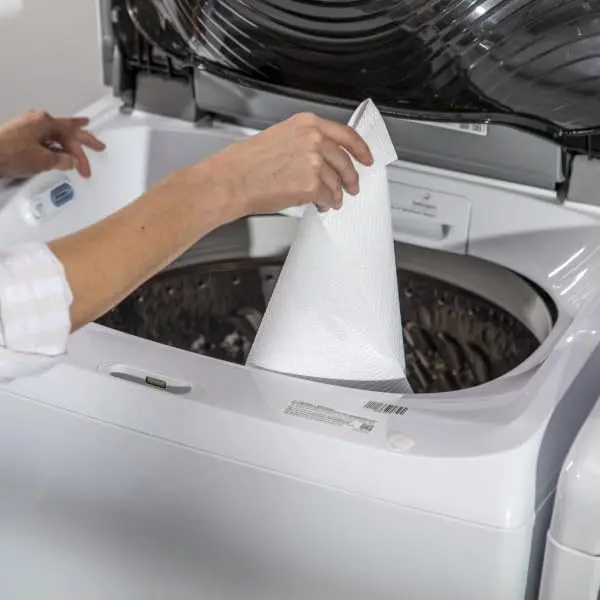 Duck Smooth Top Easy Liner Shelf Liner 12" x 10' | Non-Adhesive, White, Easy to Clean (70-120 chars) - view 9