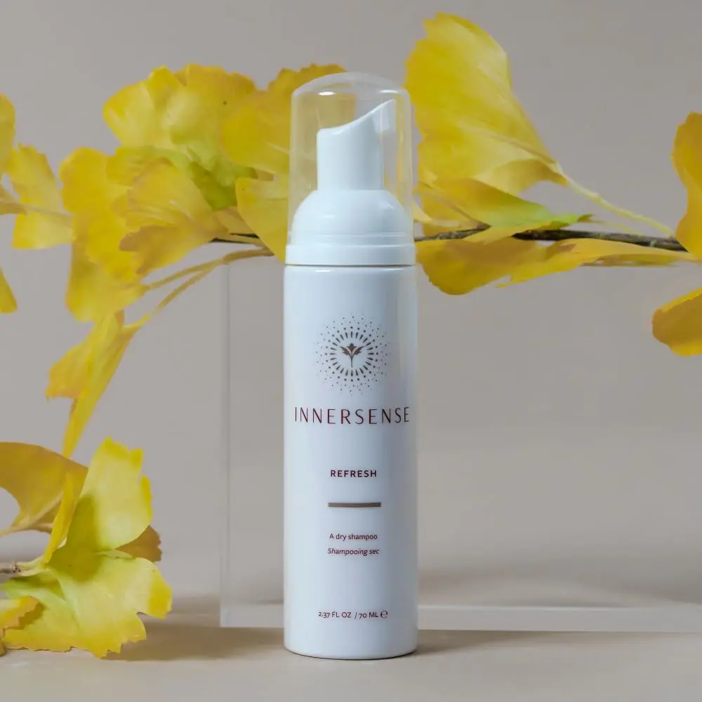 INNERSENSE Organic Beauty - Refresh Dry Shampoo 70 ml | Organic, All Hair Types, Fragrance Notes: Orange + Tangerine - view 3