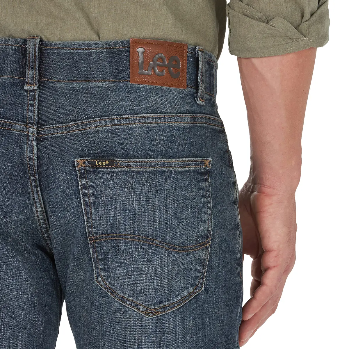 Lee Men's Extreme Motion Regular Boot Jean 34W x 32L | Flex Fit & Stretch Comfort - view 2