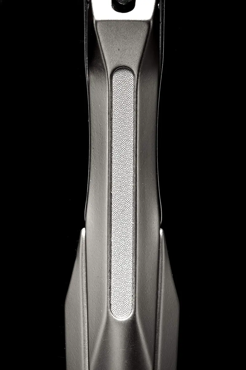 匠の技 Green Bell Takumi No Waza Stainless Steel Nail Clipper (G-1205) Built-in Nail File Made in Japan | Ergonomic, Sharp & Durable - view 6