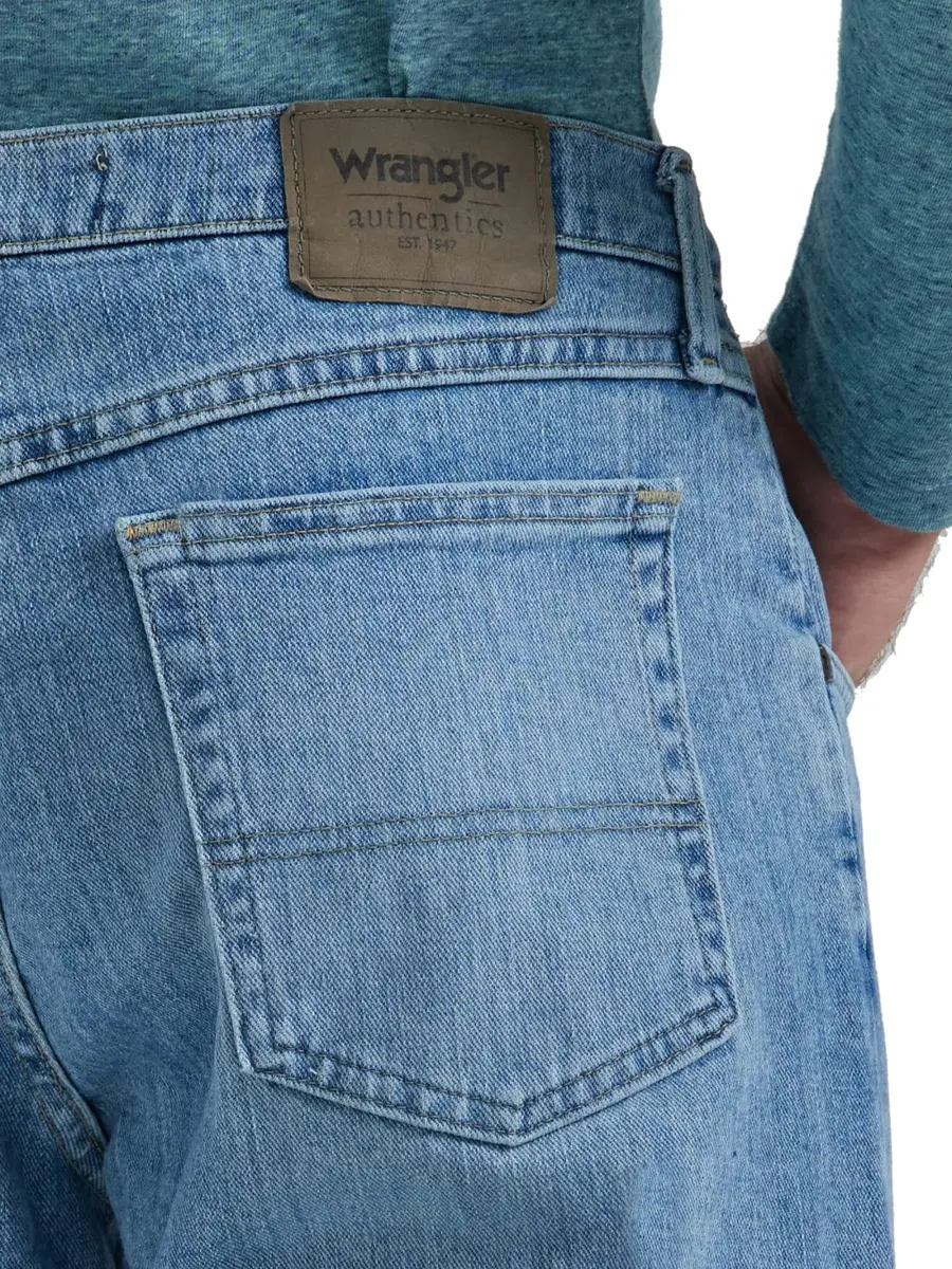 Wrangler Authentics Men's Classic 5-Pocket Relaxed Fit Flex Jean 40W x 36L | Heavyweight Cotton Denim - view 2
