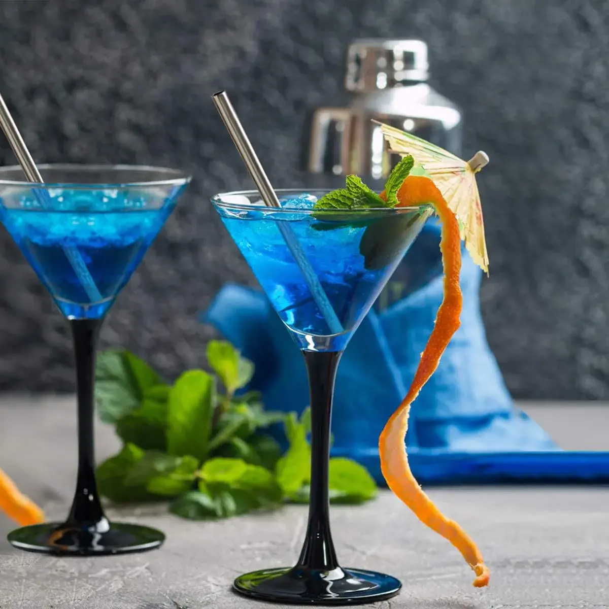 Teivio 5-inch Extra Short Reusable Stainless Steel Drink Straws 12 Pack (Silver) | Perfect for Cocktails & Small Glasses - view 5