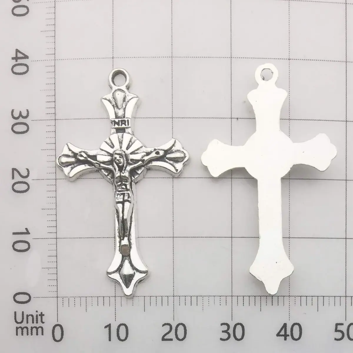 iloveDIYbeads Antique Silver Cross Jesus Maria Charms 100g (60pcs) | Catholic Jewelry Findings for Rosary Making - view 7