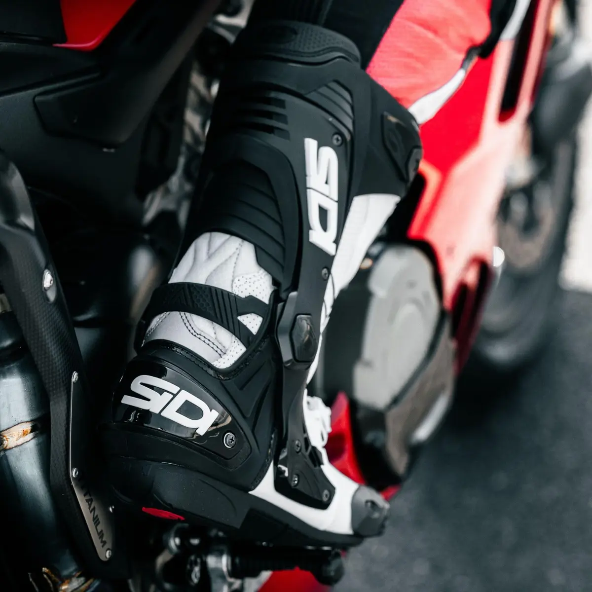 Sidi Rex Air Racing Motorcycle Boots | High-Performance Ventilation & Safety (120 chars) - view 2