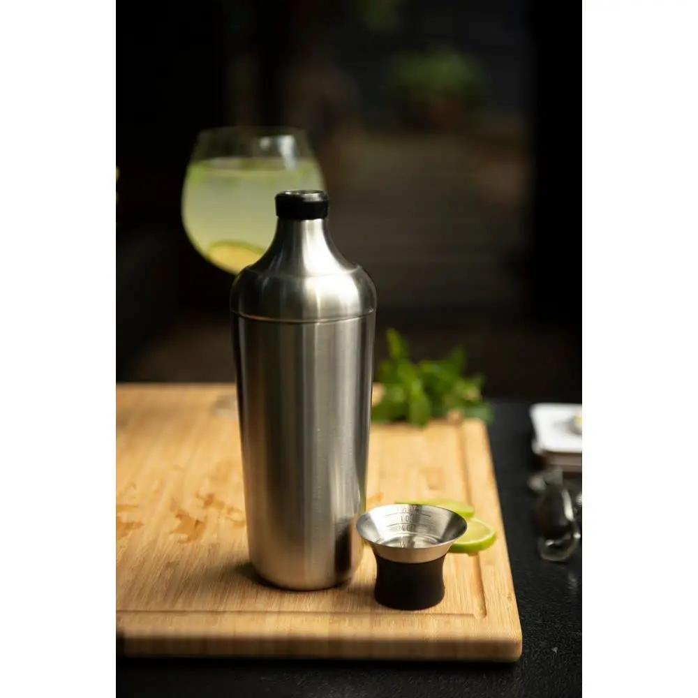 OXO Steel Cocktail Shaker with Strainer 24 oz | Leak-Proof, Stainless Finish, Easy-Jigger Cap - view 8