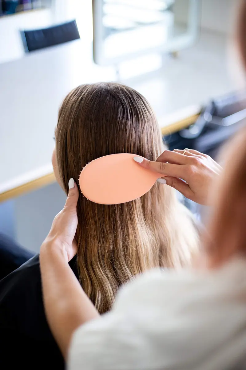 FRAMAR Detangling Hair Brush for All Hair Types | Gentle & Time-Saving (70-120 chars) - view 4