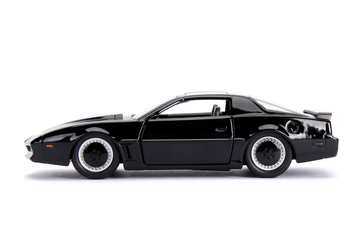 Jada Toys Knight Rider K.I.T.T. Die-Cast Car 1:32 Scale (5.5" Length) | Iconic TV Series Replica - view 3