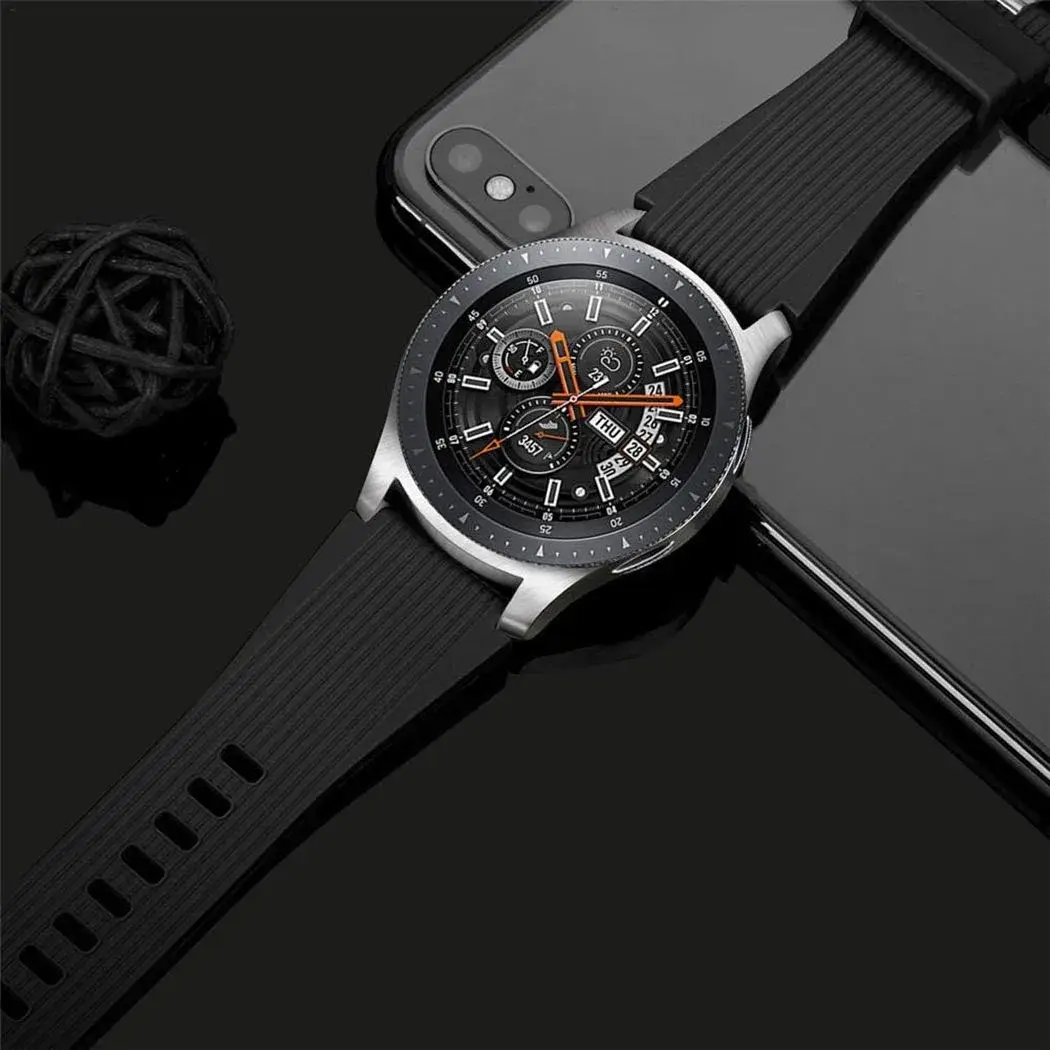 HSWAI 22mm Silicone Watch Band for Samsung Galaxy Watch 3 45mm/46mm & Gear S3 Classic/Frontier | Black - view 5