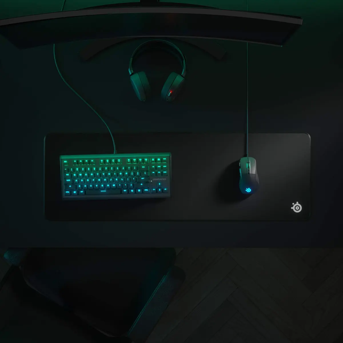 SteelSeries QcK XL Stitched Edge Gaming Mouse Pad | Smooth Micro-Woven Surface for PC Gaming - view 2