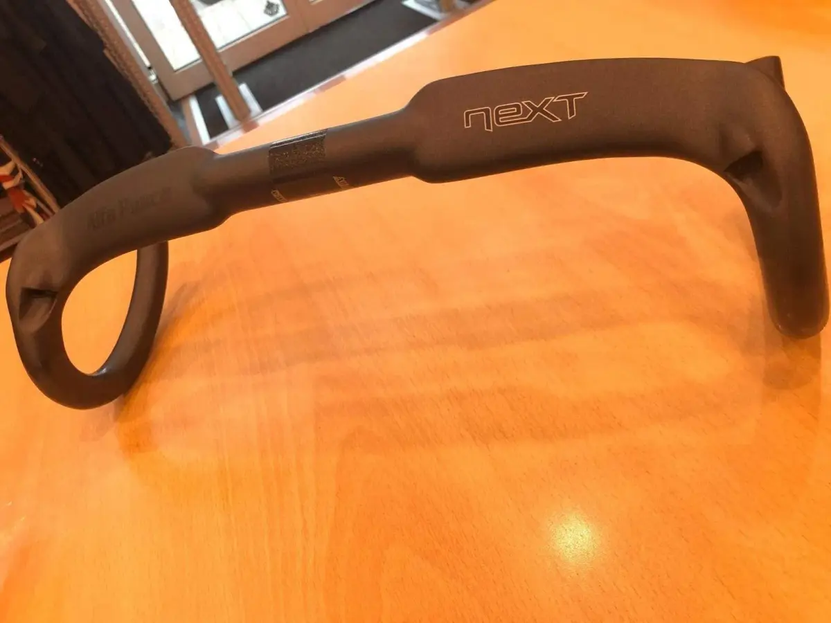 Alfa Pasca Carbon Fiber Road Bike Handlebars 31.8 x 420mm | UD Matte Aero Drop Bars - view 8