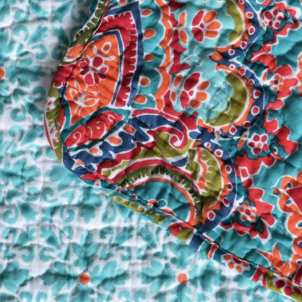 NEWLAKE Quilted Throw Blanket for Bed Couch Sofa, European Gorgeous Floral, 60X78 Inch - view 7