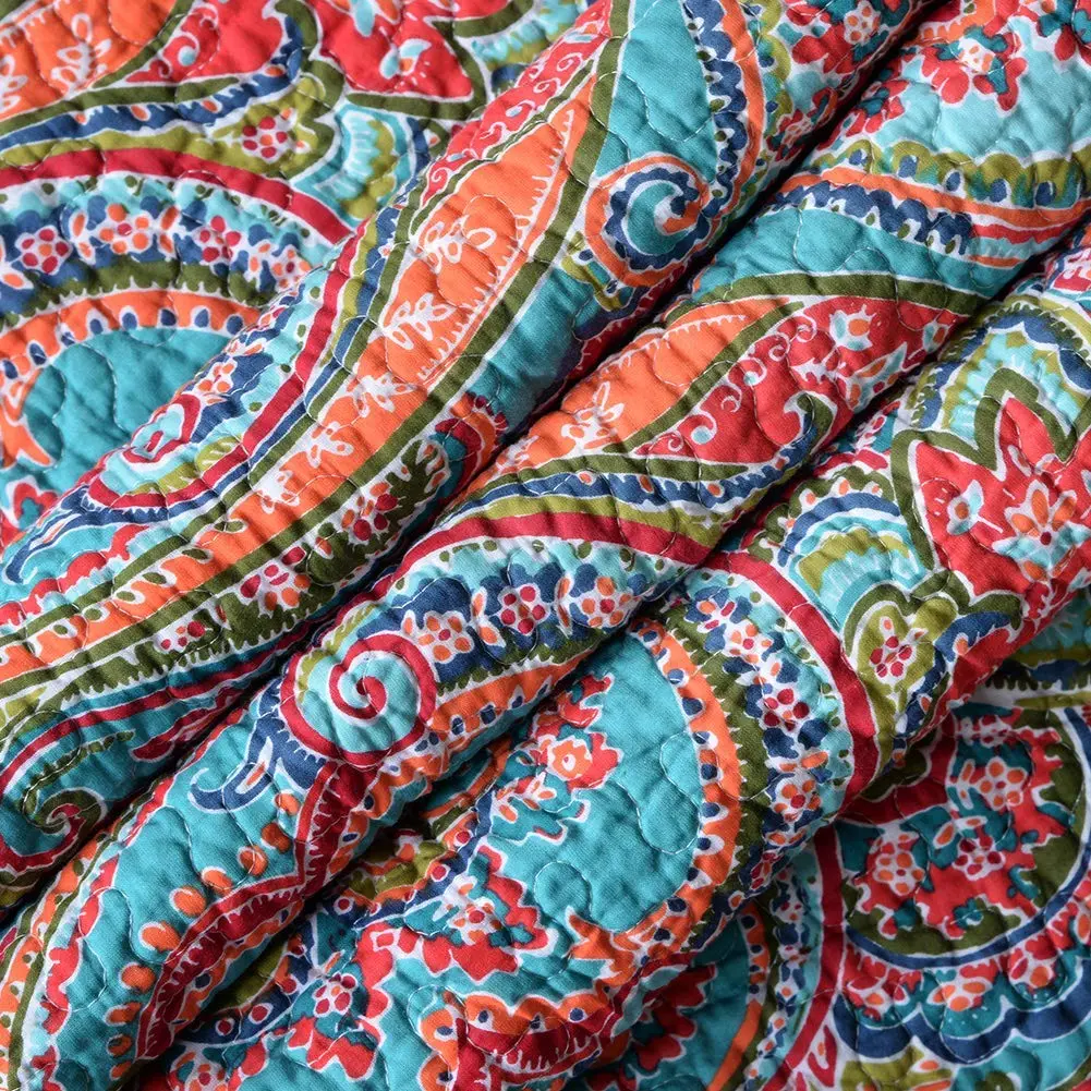 NEWLAKE Quilted Throw Blanket for Bed Couch Sofa, European Gorgeous Floral, 60X78 Inch - view 4