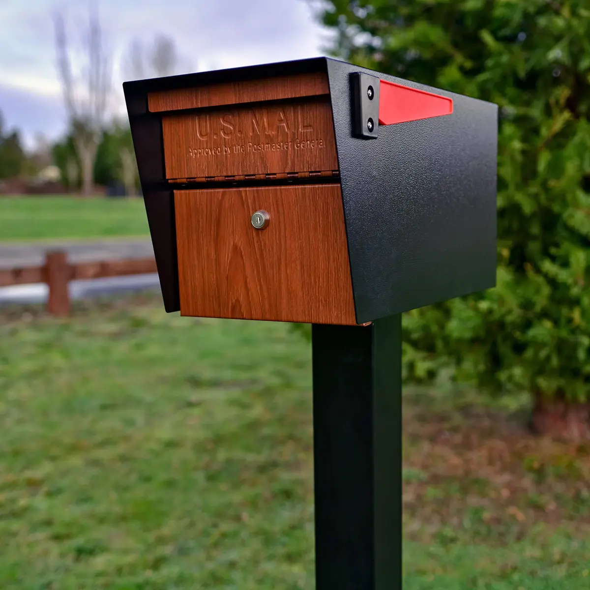 Mail Boss Mail Manager Locking Post Mount Mailbox | USPS Approved, Wood Grain Finish, Heavy-Gauge Steel - view 6