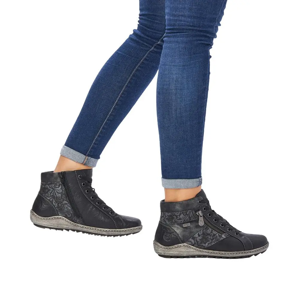 Remonte Women's R1497Ankle Boot, Black Schwarz Graphit Asphalt 45 | Flat Heel, Lace-Up, Water-Resistant - view 2