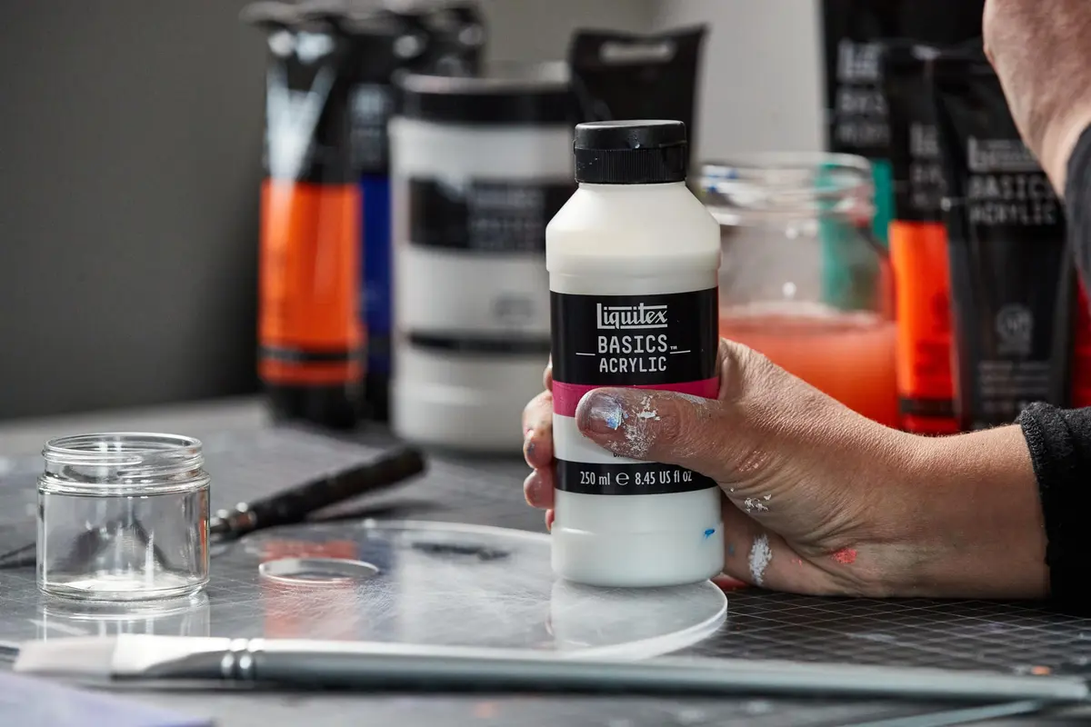 Liquitex BASICS Light Modeling Paste 250ml | Heavy Texture & 3D Forms for Artists & Students - view 7