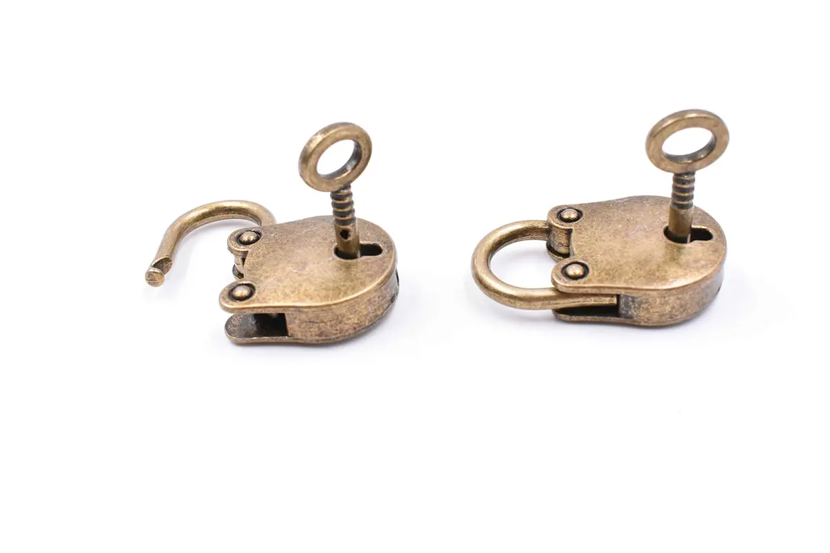 Art&Beauty Vintage Antique Style Mini Padlocks with Keys (2-Pack, Bronze) | Set of 2 Locks - view 5
