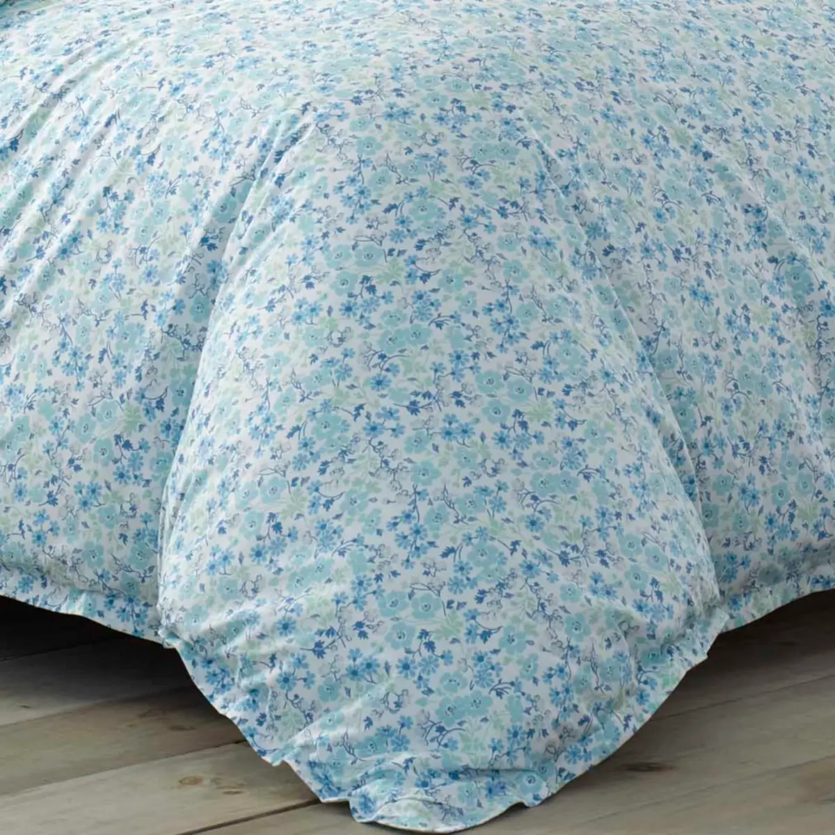 Laura Ashley Twin Duvet Cover Set with Sham | Cottage Floral 100% Cotton, Blue & Aqua | Machine Washable - view 6