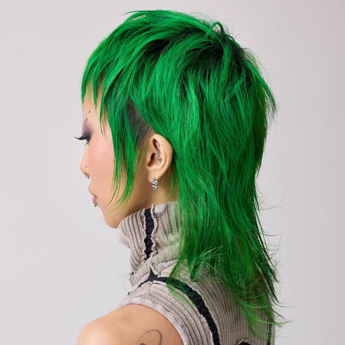 Good Dye Young Semi-Permanent Hair Color, Vegan & Cruelty-Free Green Hair Dye, Lasts 15-24+ Washes (5 fl oz, Kowabunga) | Bold UV Color - view 2