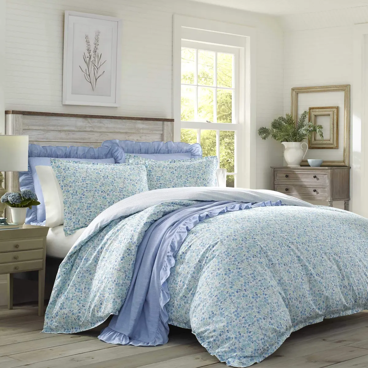 Laura Ashley Queen Duvet Cover Set with Shams | Floral Cottage Cotton Bedding (70-120c) - main product image
