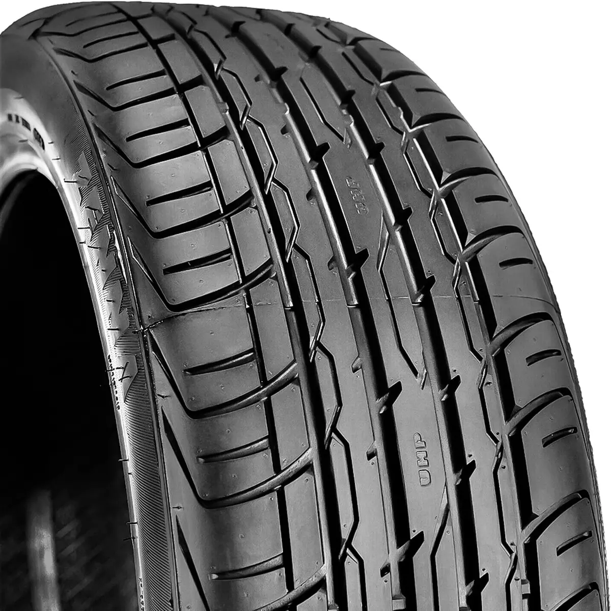 zenna Argus-UHP Performance Tire 245/45R19 102W | Ultra High Performance, All Season, 19 Inch - view 2
