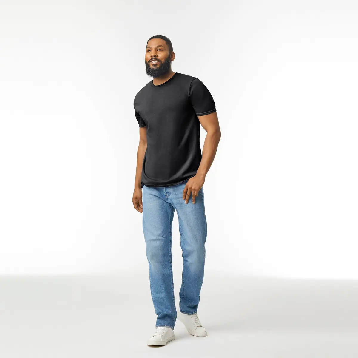 Gildan Softstyle Cotton T-Shirt Medium | Classic Comfort & Durability - view 3
