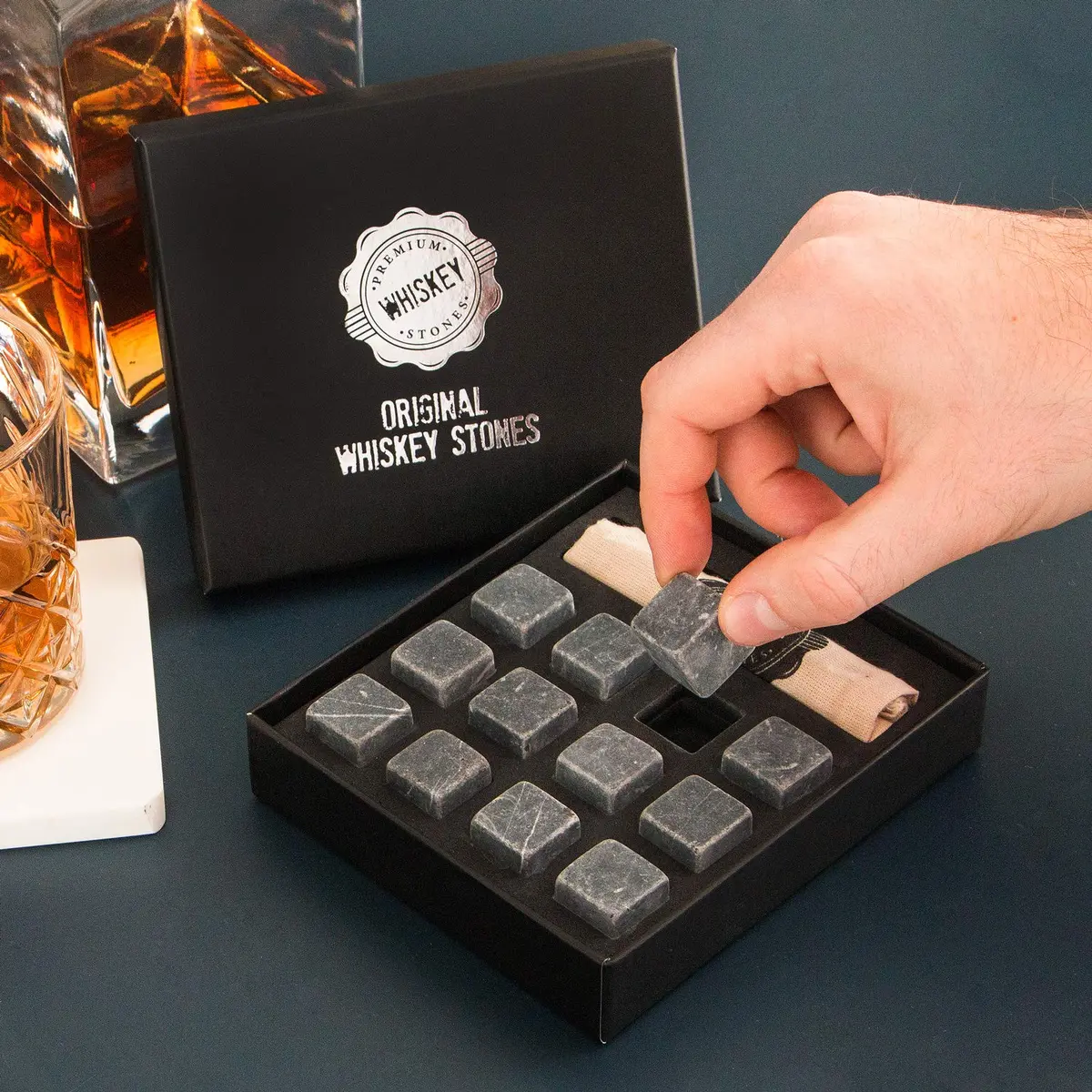 Hediyesepeti Premium Whiskey Stones Gift Set 12 Pcs Marble Reusable Ice Cubes | No Dilution, Original Taste (70-120 chars) - view 3