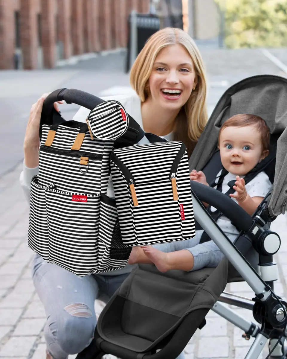 Skip Hop Insulated Double Baby Bottle Cooler Bag, Black & White Stripe 6.75" x 3.5" x 9" (17.1cm x 8.9cm x 22.9cm) | Keeps Bottles Warm or Cold for Hours - view 5