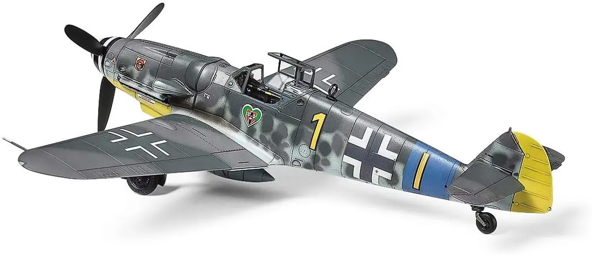 Tamiya 60790 1/72 Messerschmitt BF109 G-6 Plastic Model Airplane Kit | WWII Fighter Replica, 1/72 Scale, Assembly Required - view 3