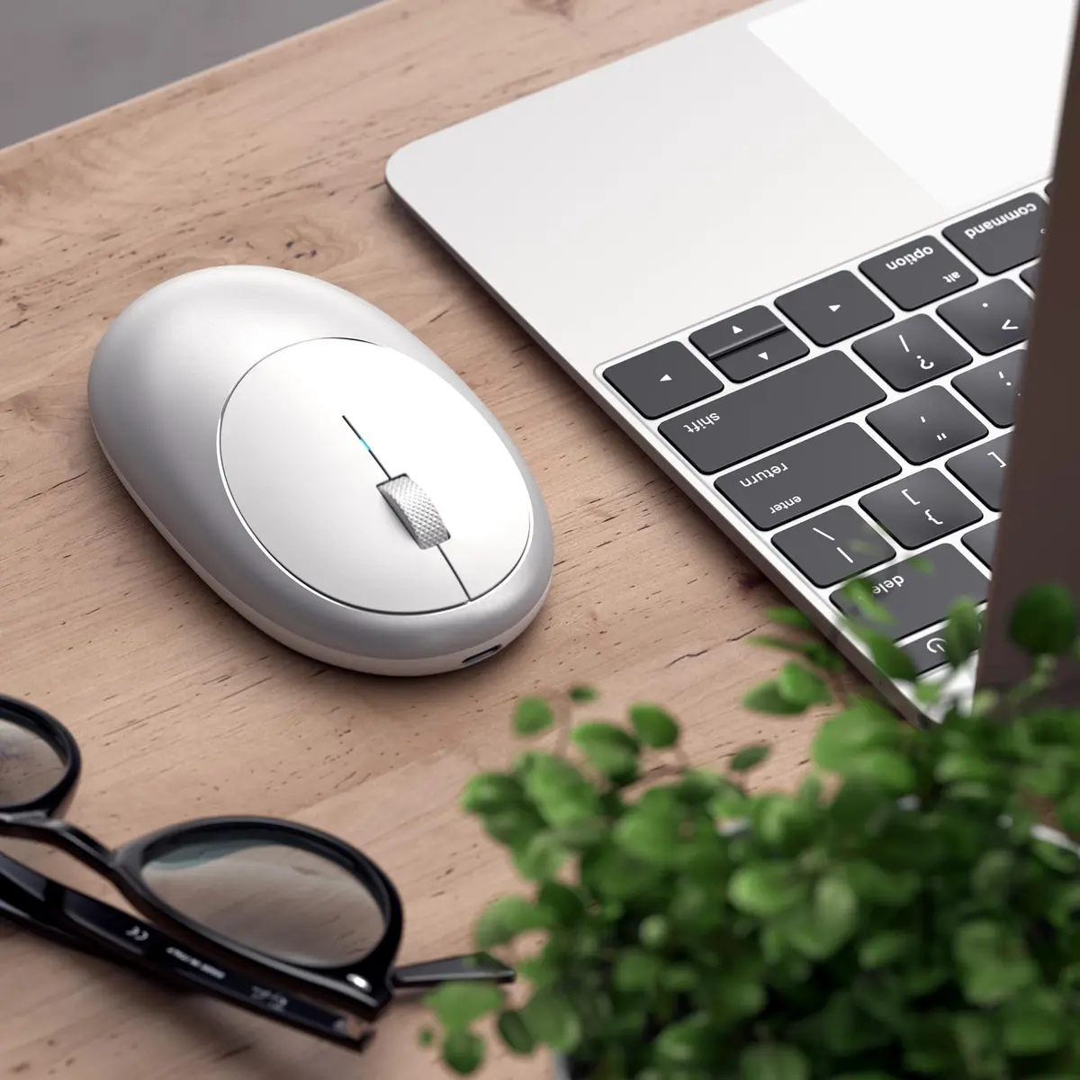 Satechi M1 Wireless Bluetooth Mouse, USB-C Rechargeable, Silver | Precise Optical Tracking for Mac & Windows - view 7