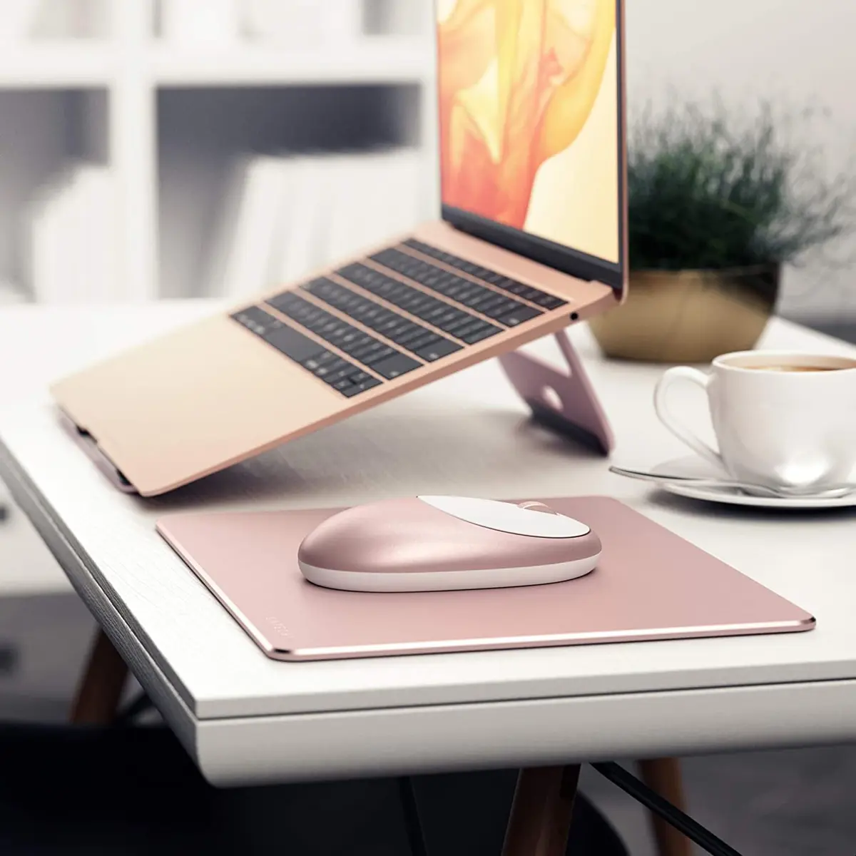 Satechi M1 Wireless Bluetooth Mouse, USB-C Rechargeable, Compact, Rose Gold | 1200 DPI Optical Tracking - view 8