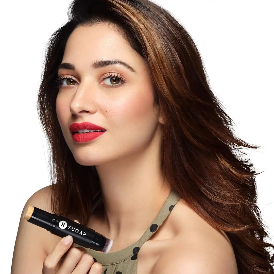 SUGAR Ace Of Face Foundation Stick - 52 Corretto (Tan, Yellow Undertone) 12gm | Full Coverage Matte Finish - view 8