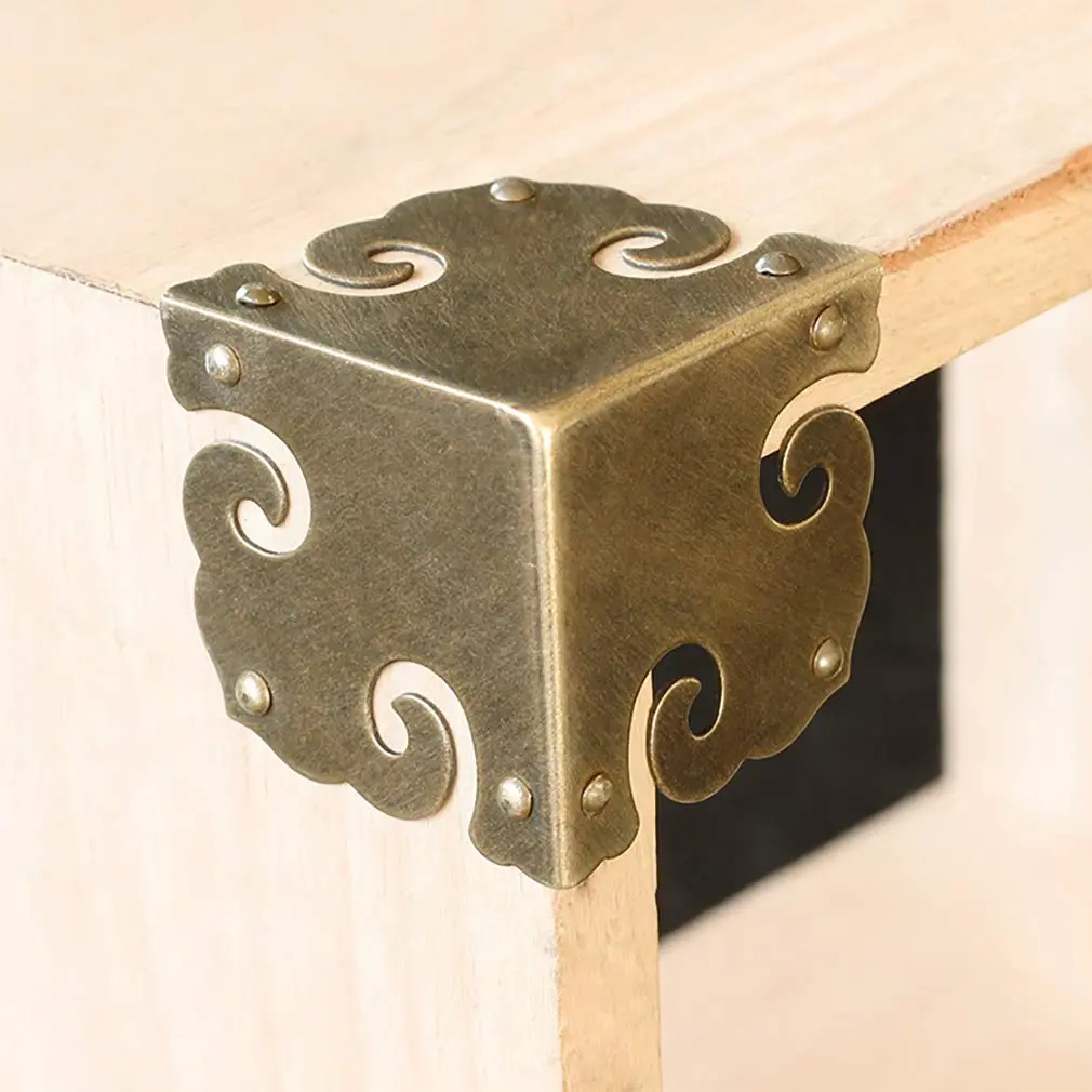 Tiazza Brass Corner Protectors 36x36mm | Antique Bronze, Full Encase, 4 Pieces - view 5