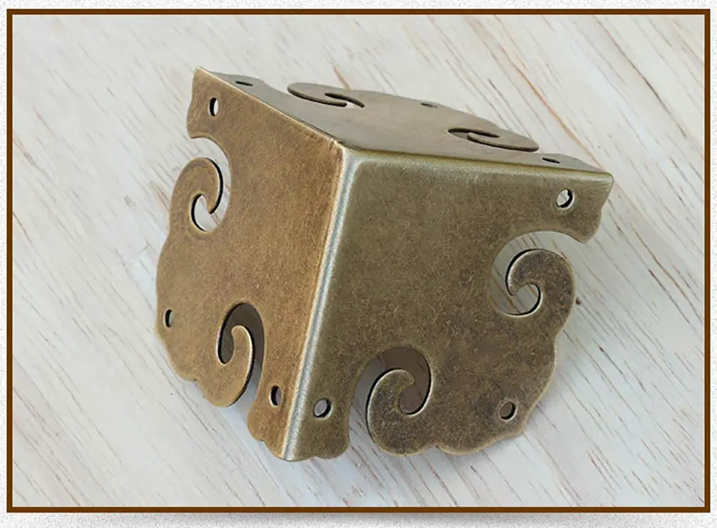 Tiazza Brass Corner Protectors 36x36mm | Antique Bronze, Full Encase, 4 Pieces - view 3
